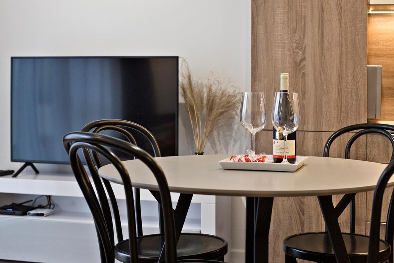 Goclaw P&O Serviced Apartments Warsaw Ngoại thất bức ảnh